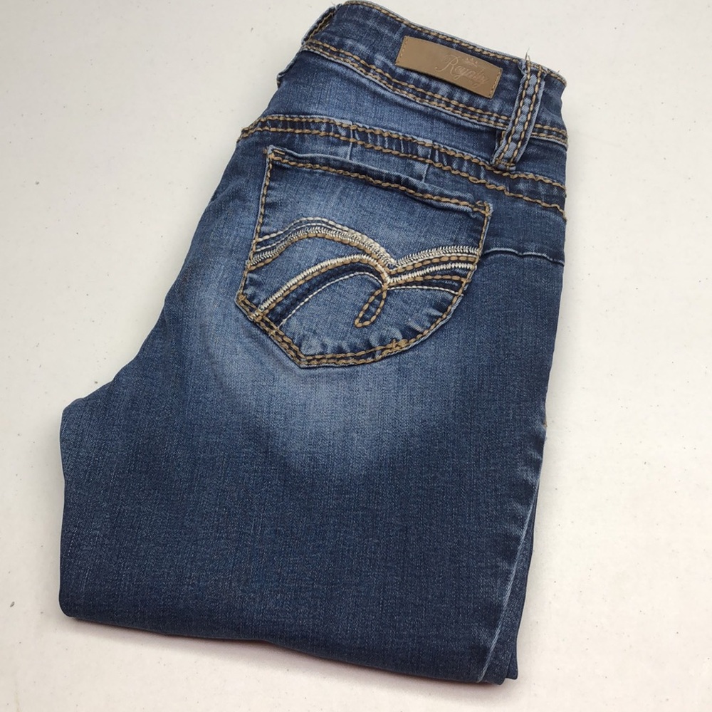 ROYALTY FOR ME MID-RISE SKINNY JEANS 8/29x28 ⭐️